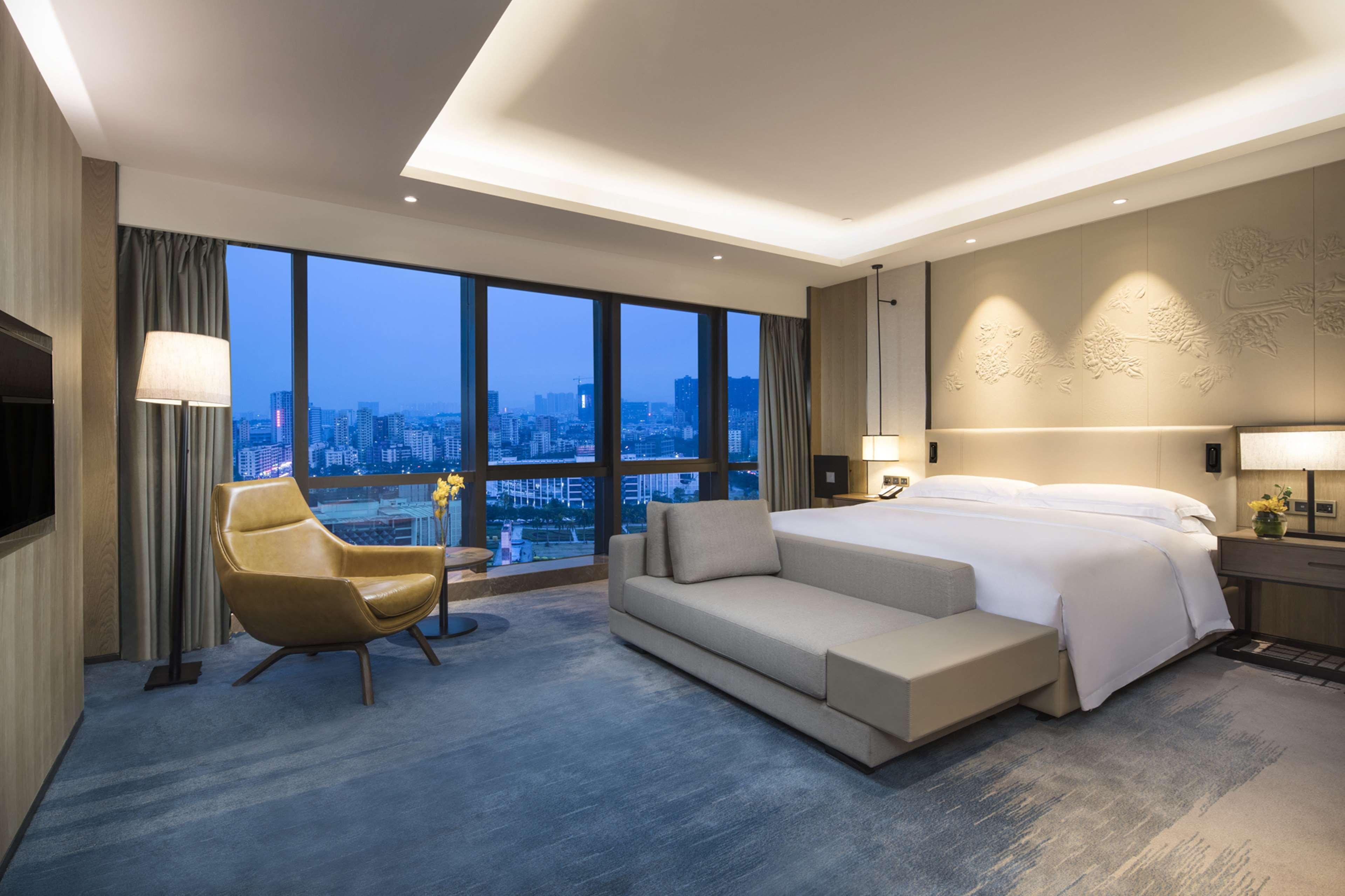 Doubletree By Hilton Hotel Shenzhen Longhua, Near Huawei, Foxcnn, Shenzhen North Railway, Uniwalk & Uniworld Shopping Mall, Sam'S Club Eksteriør bilde