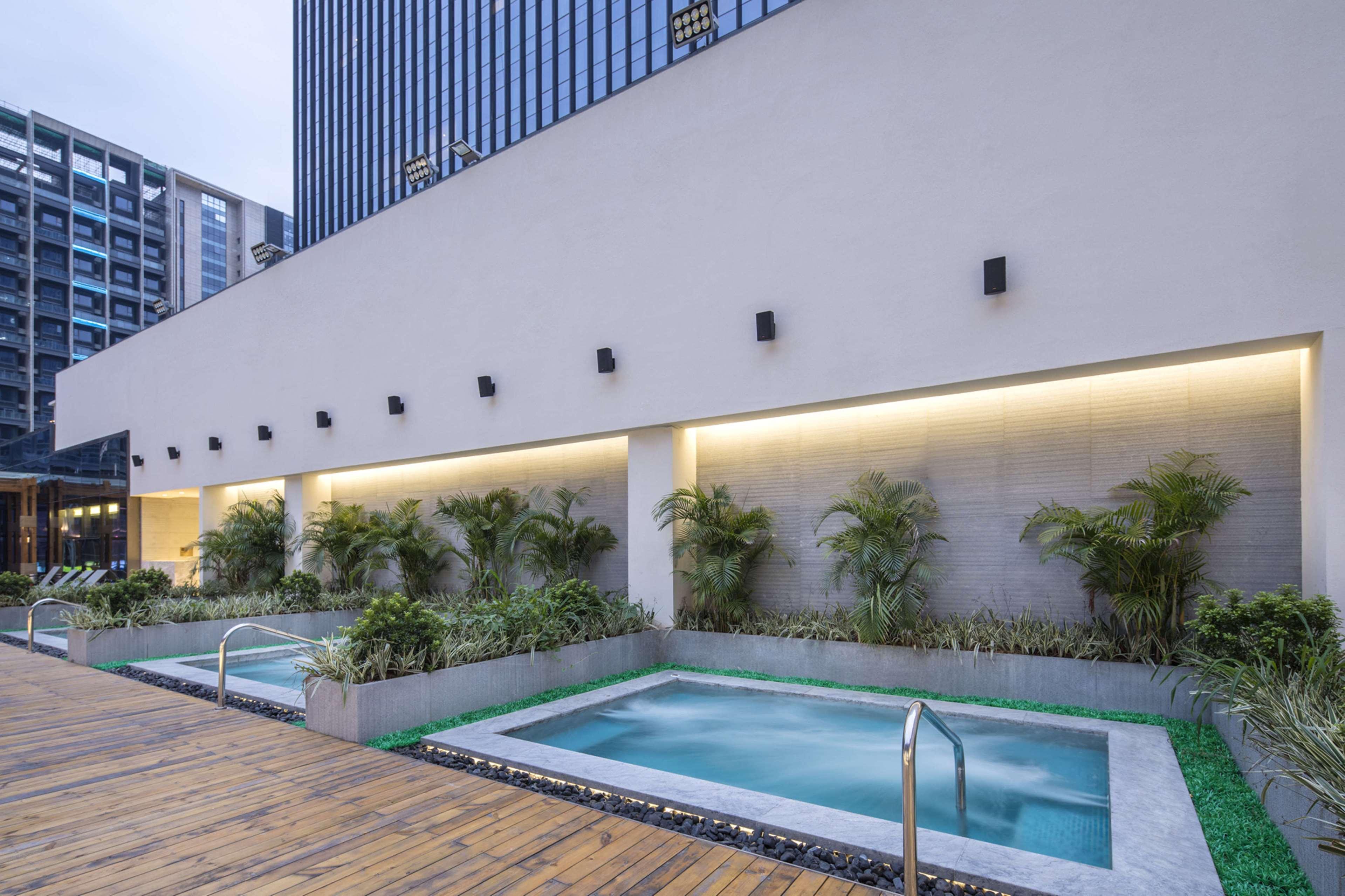 Doubletree By Hilton Hotel Shenzhen Longhua, Near Huawei, Foxcnn, Shenzhen North Railway, Uniwalk & Uniworld Shopping Mall, Sam'S Club Eksteriør bilde
