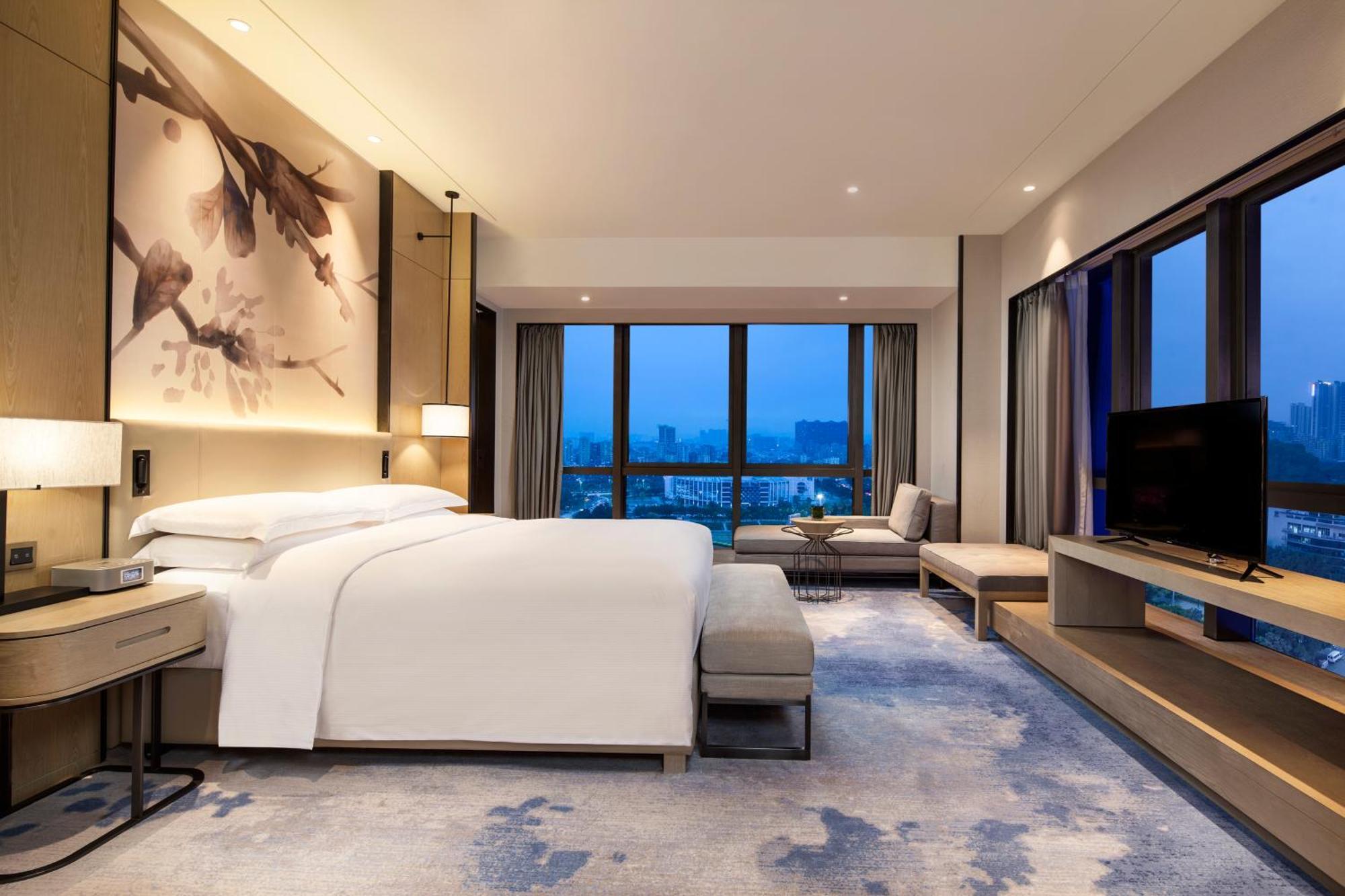 Doubletree By Hilton Hotel Shenzhen Longhua, Near Huawei, Foxcnn, Shenzhen North Railway, Uniwalk & Uniworld Shopping Mall, Sam'S Club Eksteriør bilde