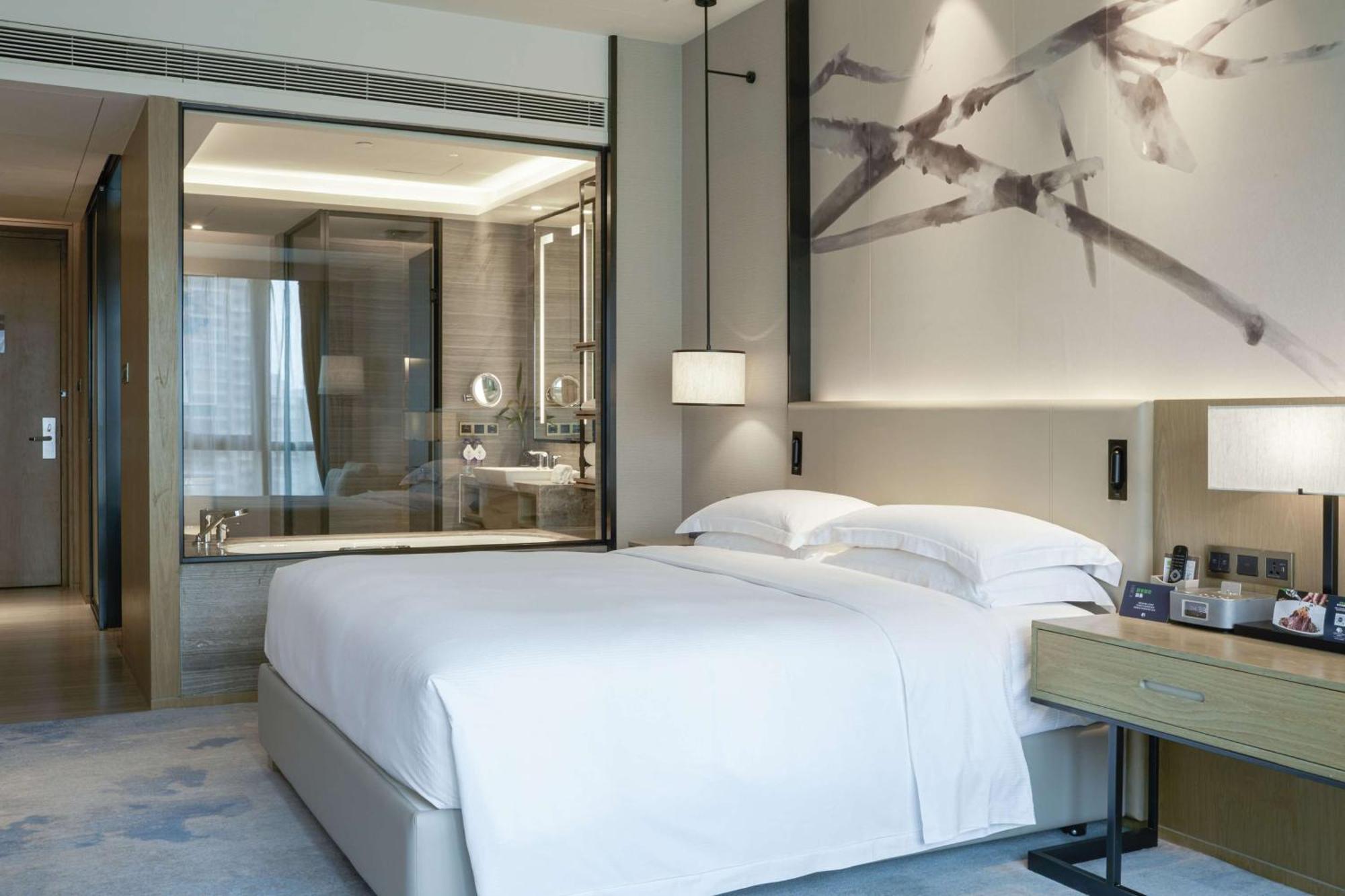 Doubletree By Hilton Hotel Shenzhen Longhua, Near Huawei, Foxcnn, Shenzhen North Railway, Uniwalk & Uniworld Shopping Mall, Sam'S Club Eksteriør bilde
